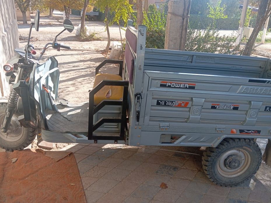 Armada Motors 14 mln som