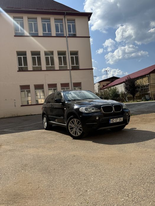 Bmw x5 motor 3’mii diesel 258 de cai cutuie automata 8 trepte 2013