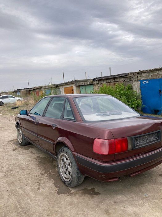 Продам Ауди б4 моно гЭкибастуз