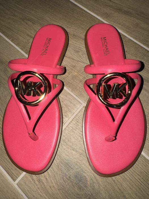 Чисто нови чехли michael kors