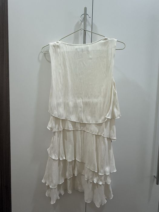 Бяла къса рокля ZARA