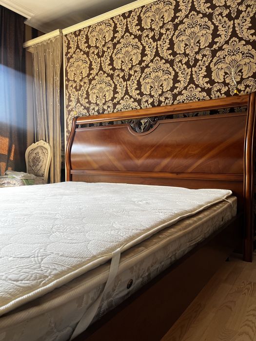 Итальянский спальный гарнитур