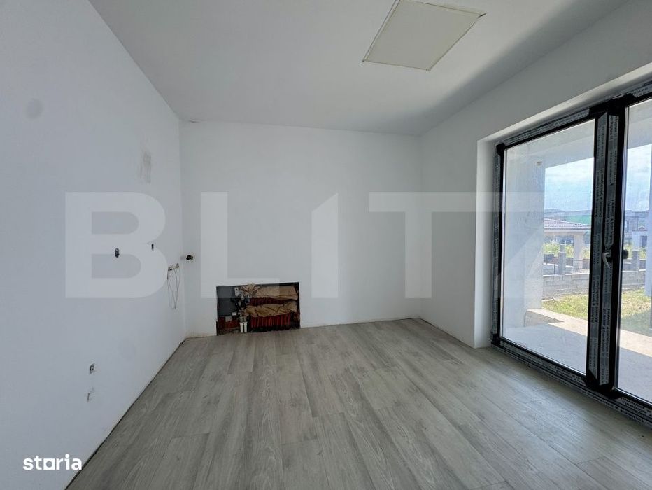 Casa de vanzare, 105 mp, zona Corunca