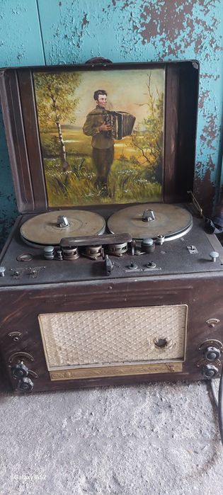 Продам проигрователь.договорная