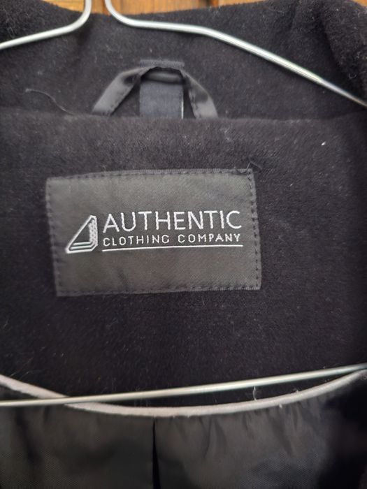 Дамско черно палто