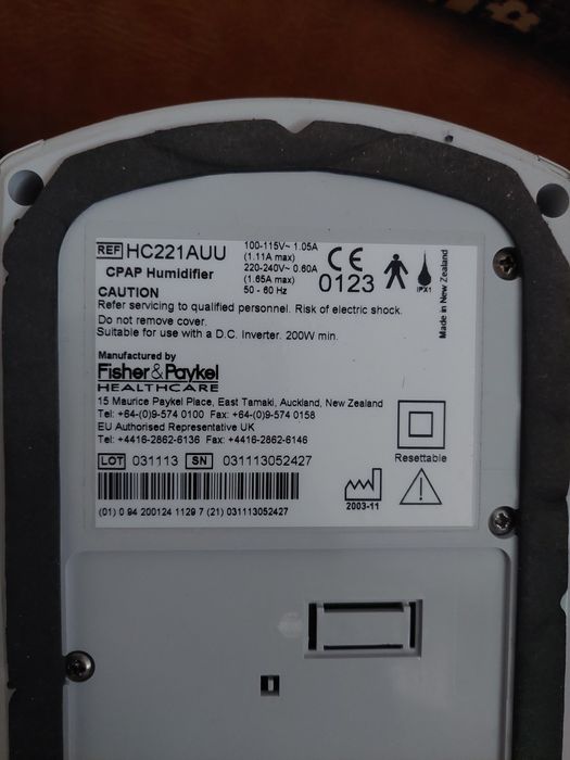 Aparat de apnee cu umidificator Fisher & Paykel hc 221, folosit putin