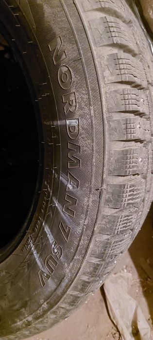 продам автошины зимние 18