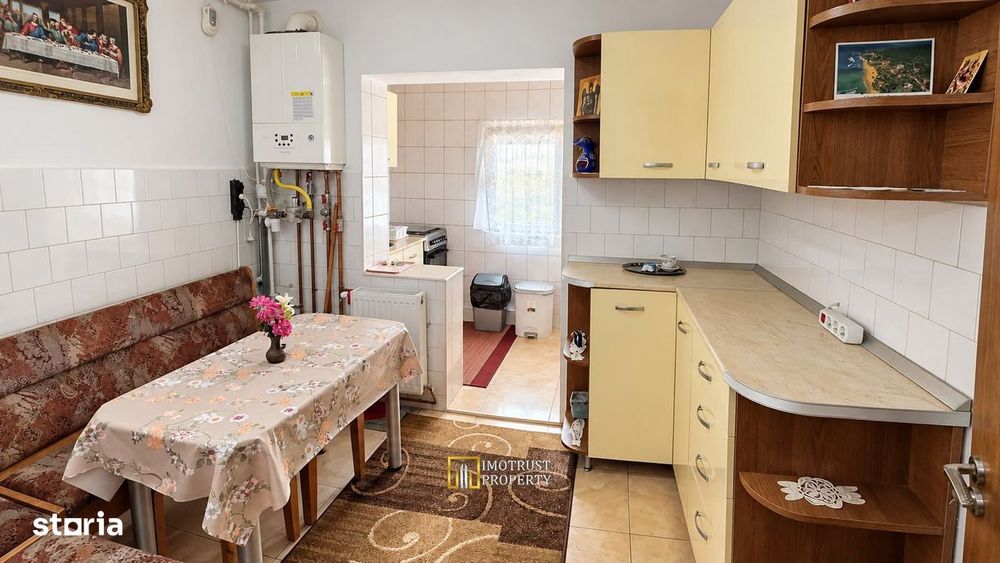 Apartament 3 camere de închiriat – Micalaca, Zona 300