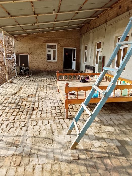 Jondor tumanida hovli sotiladi