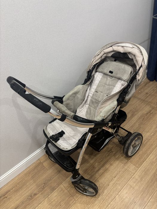 Коляска продается детская