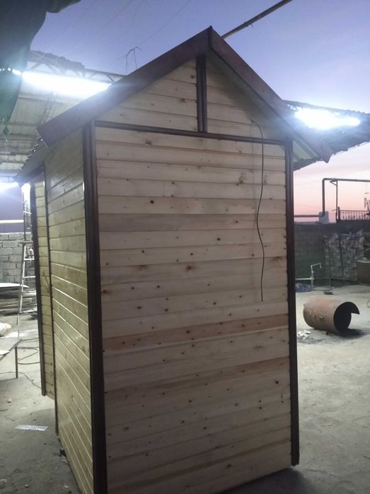 Эксклюзивные туалеты и душ кабины.