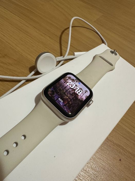 Apple Watch SE 2025