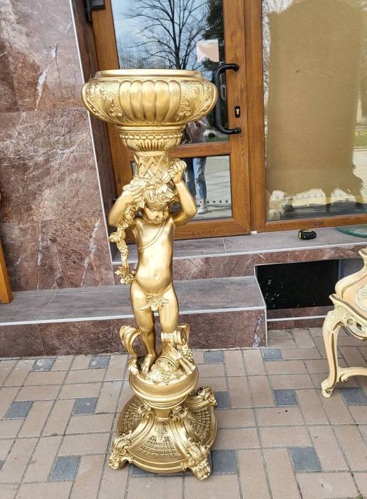 Изключително красива поставка/чадърник