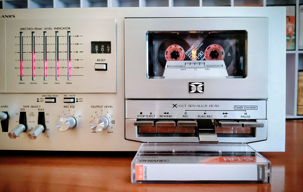 Кассетная дека Victor KD-65SA