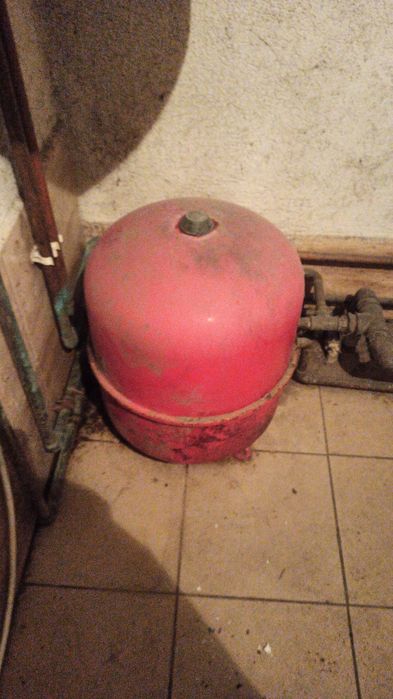 Vand boiler 140 l cu 2 serpentine, vas expansiune, pompa