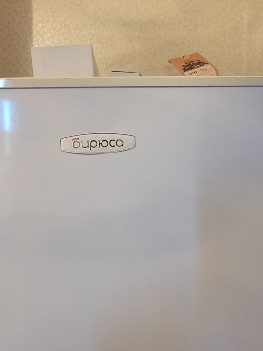 Продаются холодильник,  диван, газ плита