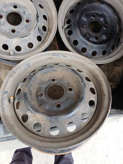 Продам диски на ниссан