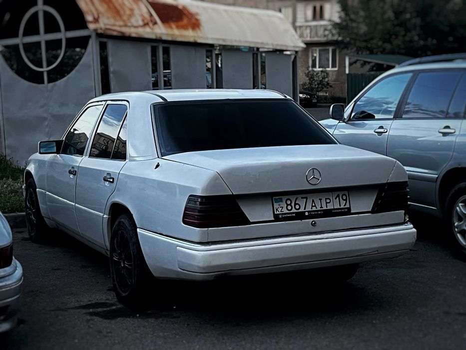 Продам мерседес 230 автомат