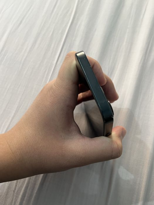 iPhone 13 без ремонта