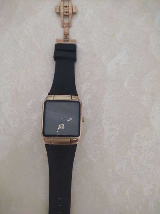 Продам фирменные часы GIVANCHY swiss
