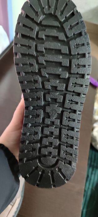 Продам ботинки весна/осень