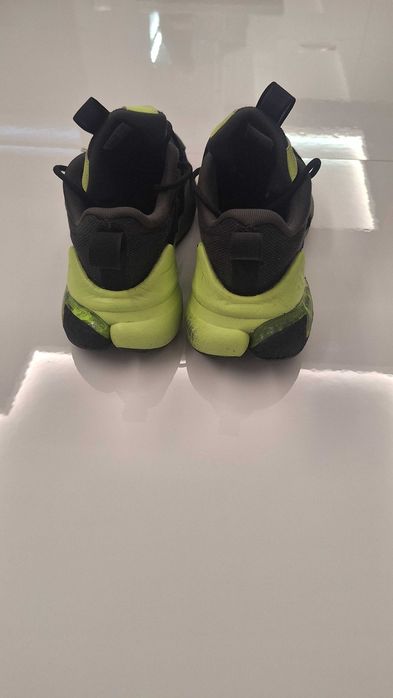 Оригинални маратонки Adidas 41.1/2