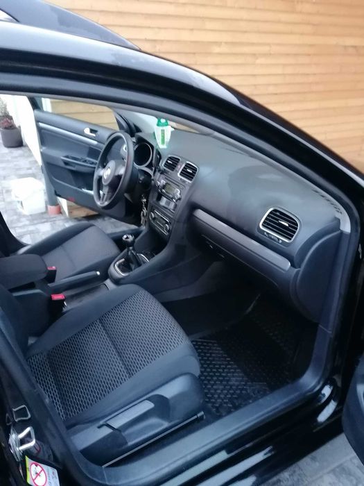 VOLKSWAGEN Golf 2010 — imagine 4