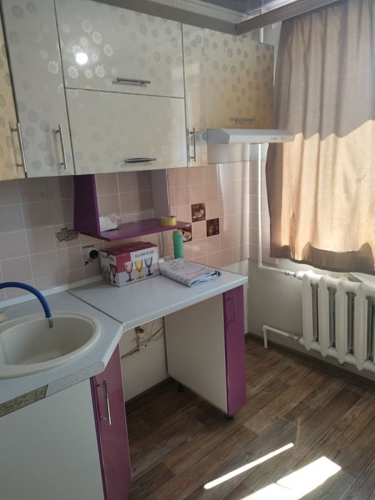 Продам 1комм квартиру