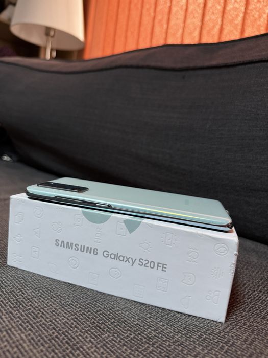 Galaxy S20 FE 5G Dual Sim Cloud Mint, 128 GB, Като нов