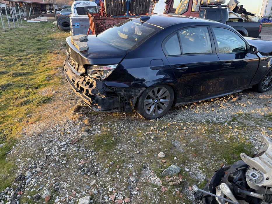 Bmw E60 545i на части