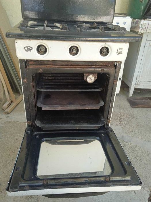 Продается б/у газовая плита