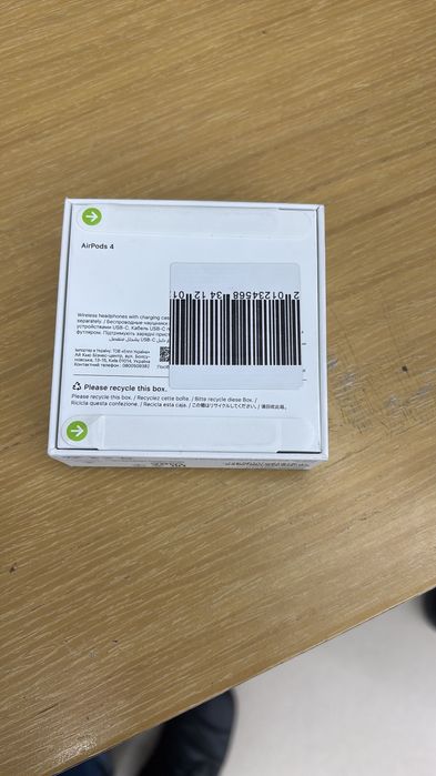 AirPods 4 оригинал