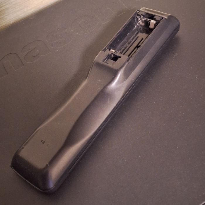 Видеомагнитофон Panasonic NV-HD100EE Hi-Fi Stereo