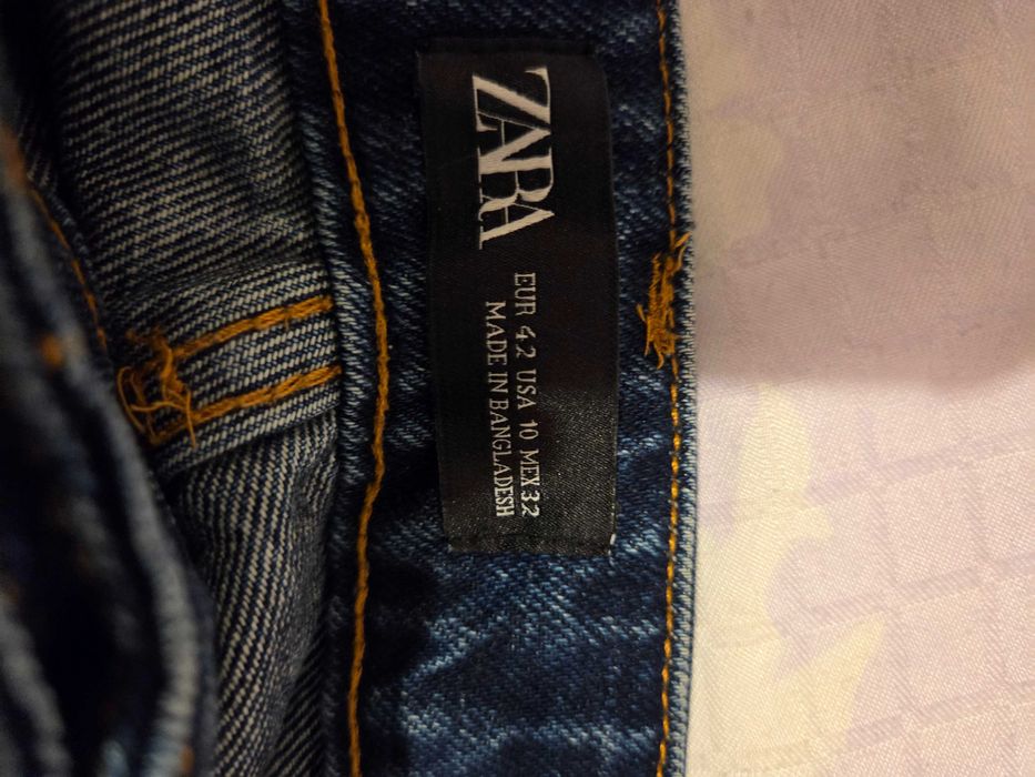 Jeans lejeri Zara pentru femei