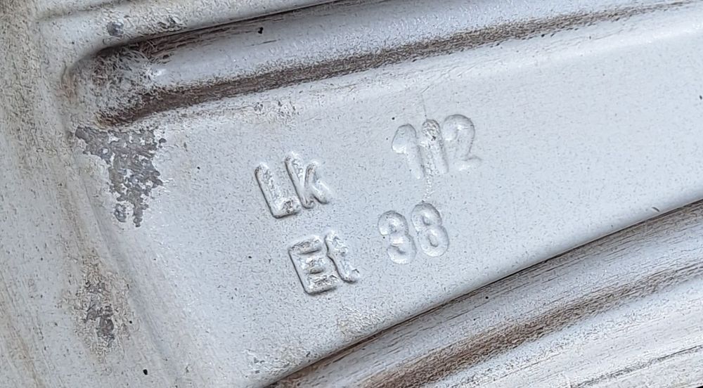 Джанти с гуми 5х112 R17