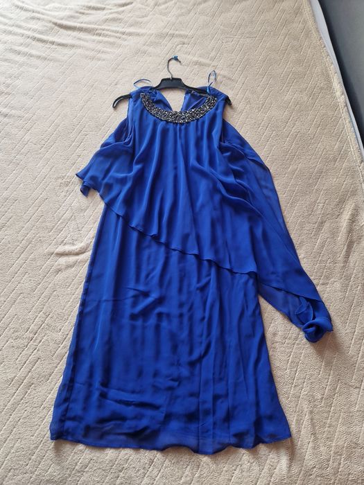 Ефирна синя рокля официална