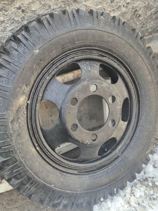 Шины Газ 52 2 штуки