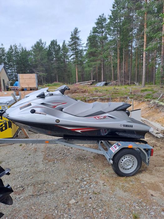 Jetski skijet Yamaha VXS motor 1.8 180cp