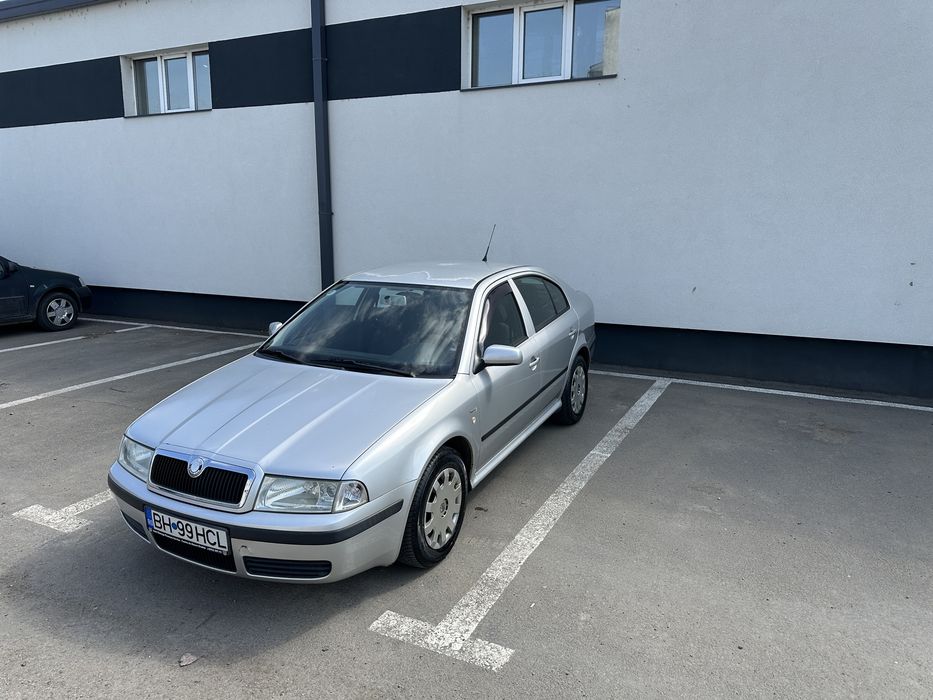 Vand Skoda Octavia 1.6 benzina
