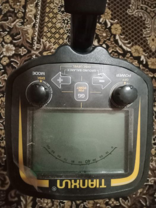 Продам металлоискатель TX-750