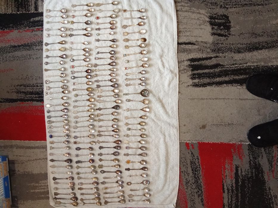 Сребърни и посребрени колекционерски лъжички