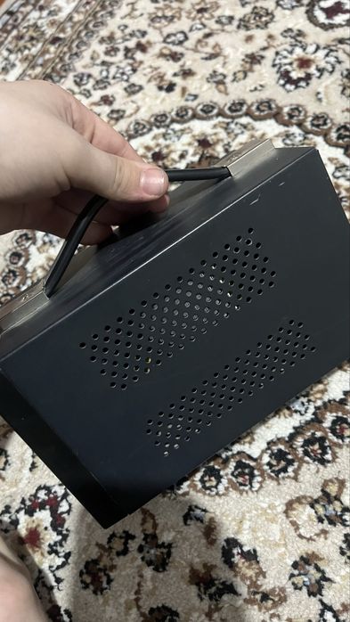 Стабилизатор напражение