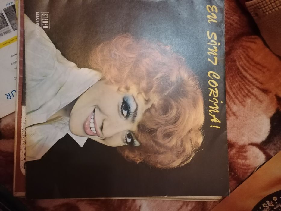 Vănd colecție de plăci