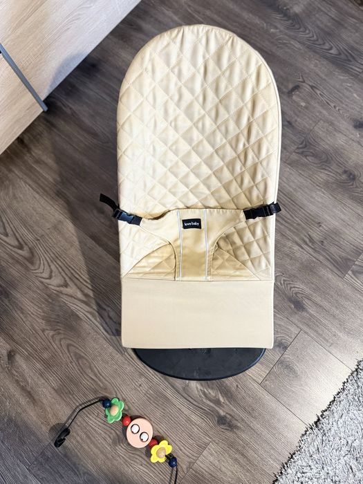 Scaun balansoae bebe, ergonomic, pliabil, cu muzica, cu suport jucarii