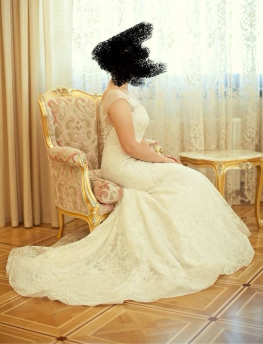 Свадебное платье Oleg Cassini