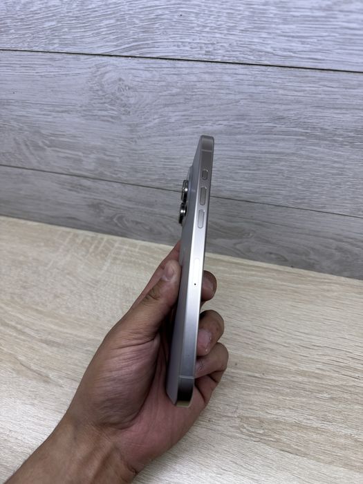 Продаю iphone 15 pro max 256gb