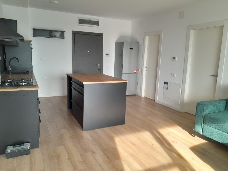 Apartament 2 camere de închiriat
