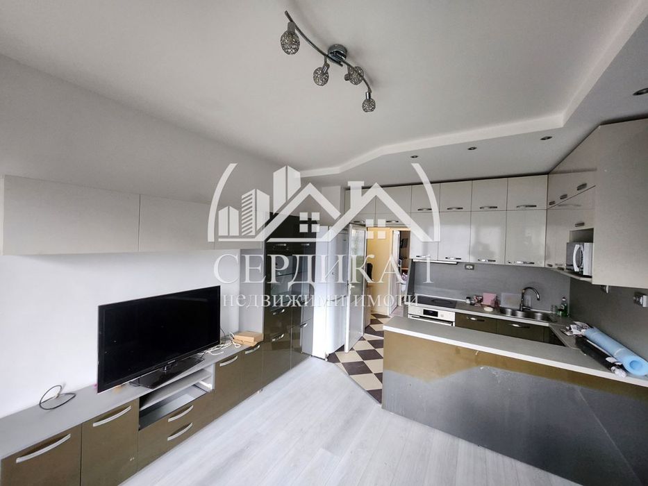 3-стаен в София-Свобода площ 60 цена 600