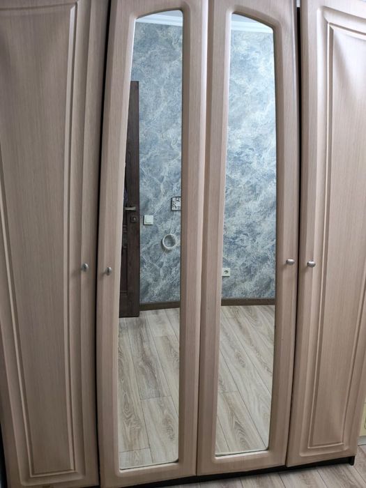 Мебель, кровать, стол, шкафы