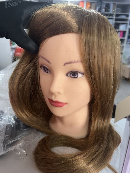 Тренировъчна глава с естествена коса